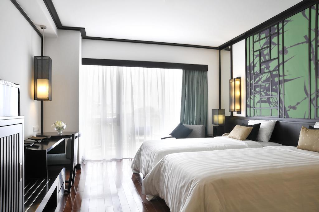 Фотографія Novotel Halong Bay 4*