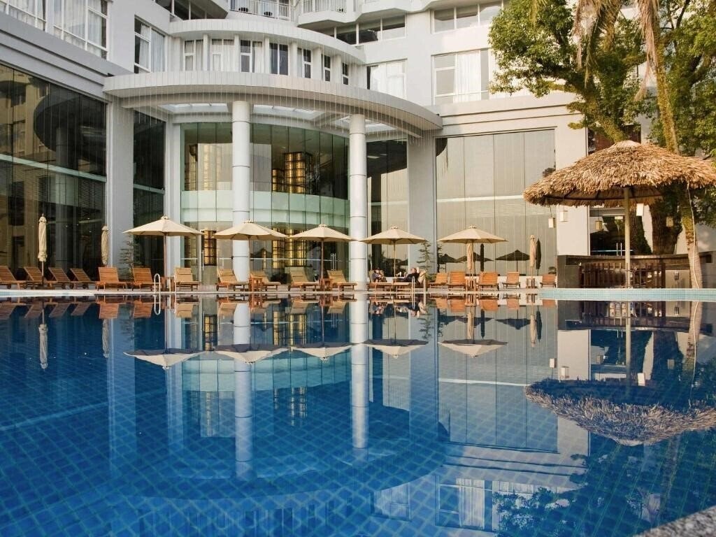 Готель Novotel Halong Bay 4*