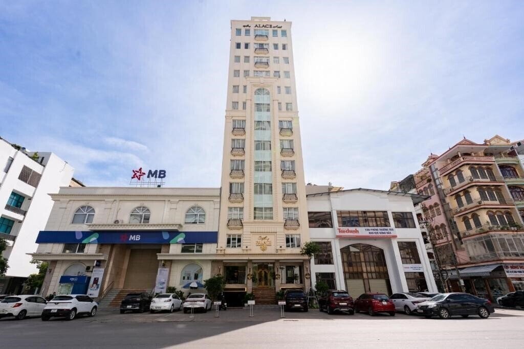 Отель City Bay Palace Hotel 3*