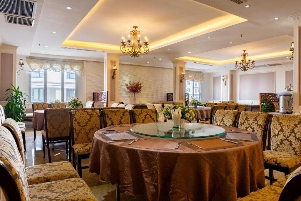 Фотография City Bay Palace Hotel 3*