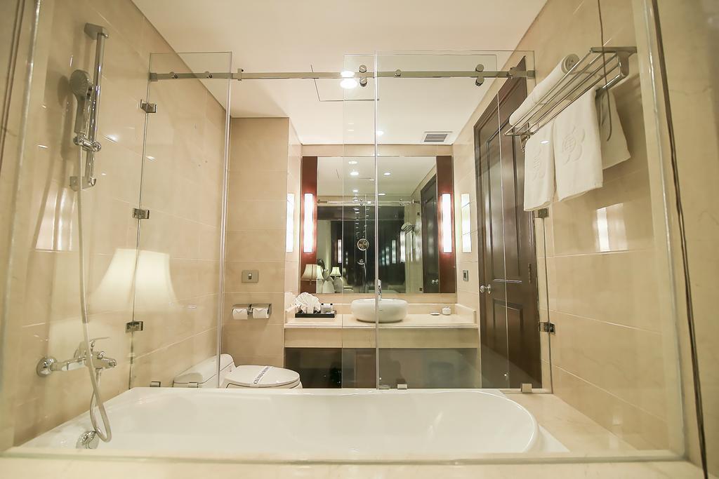 Фотографія Saigon Ha Long 4*