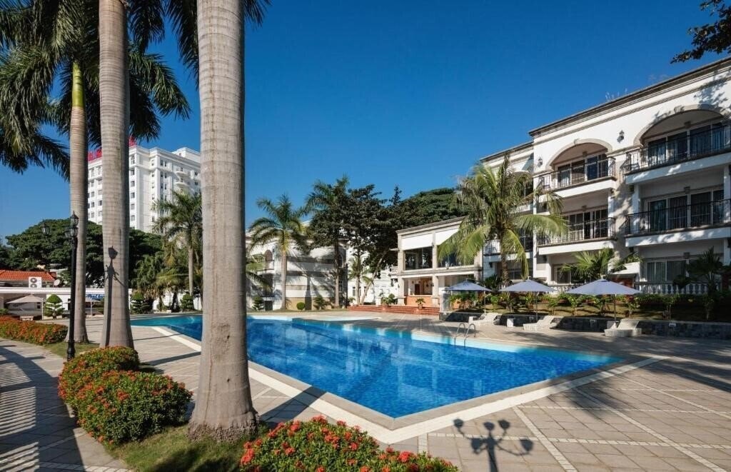 Фотографія Royal Halong Hotel 5*