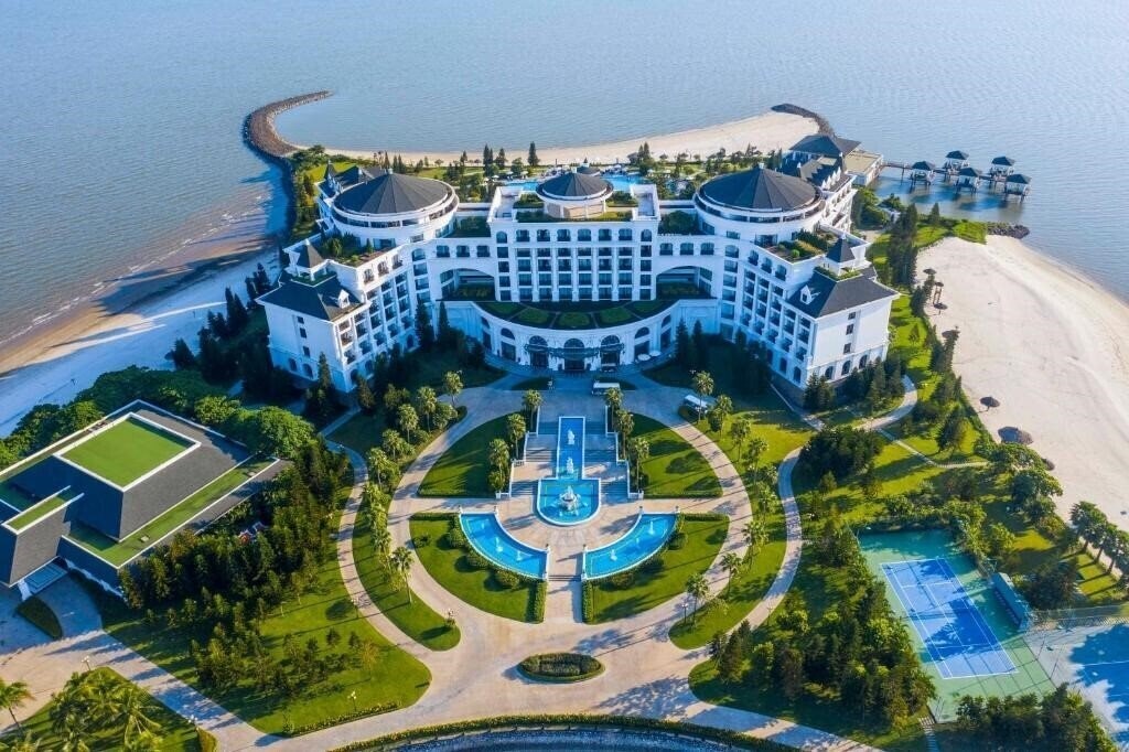 Фотографія Vinpearl Resort & SPA Ha Long 5*