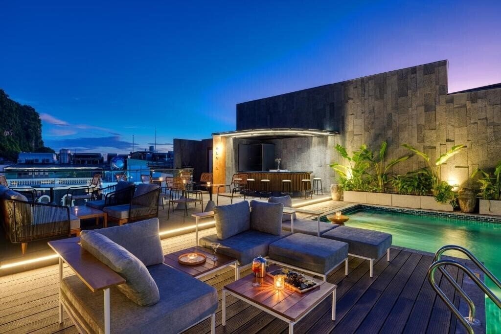 Фотографія The Almin Hotel Halong 4*