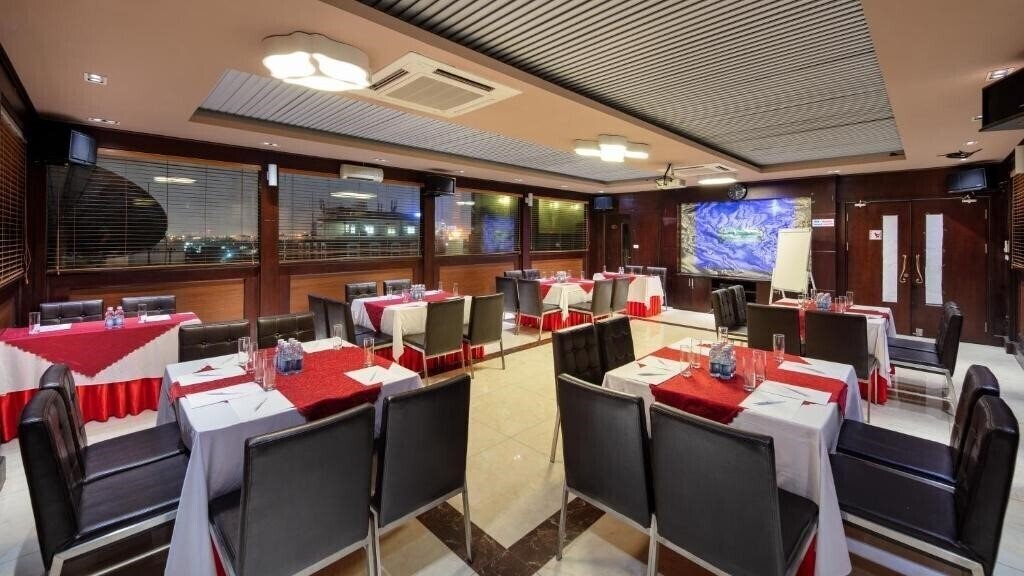 Зображення Skylark Hotel 3*