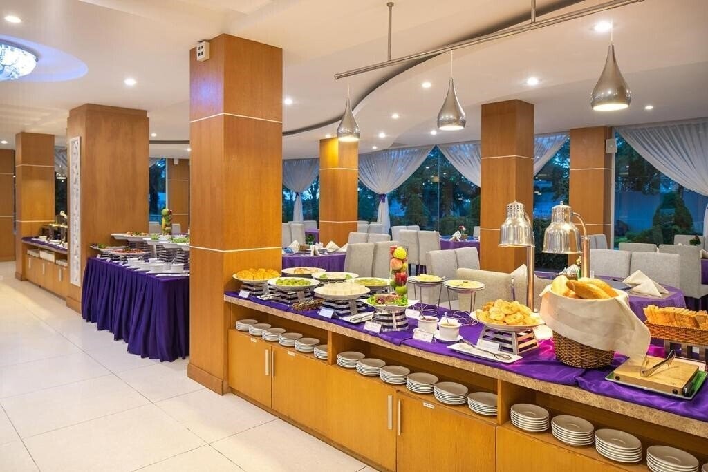 Фотография Nesta West Lake 4*