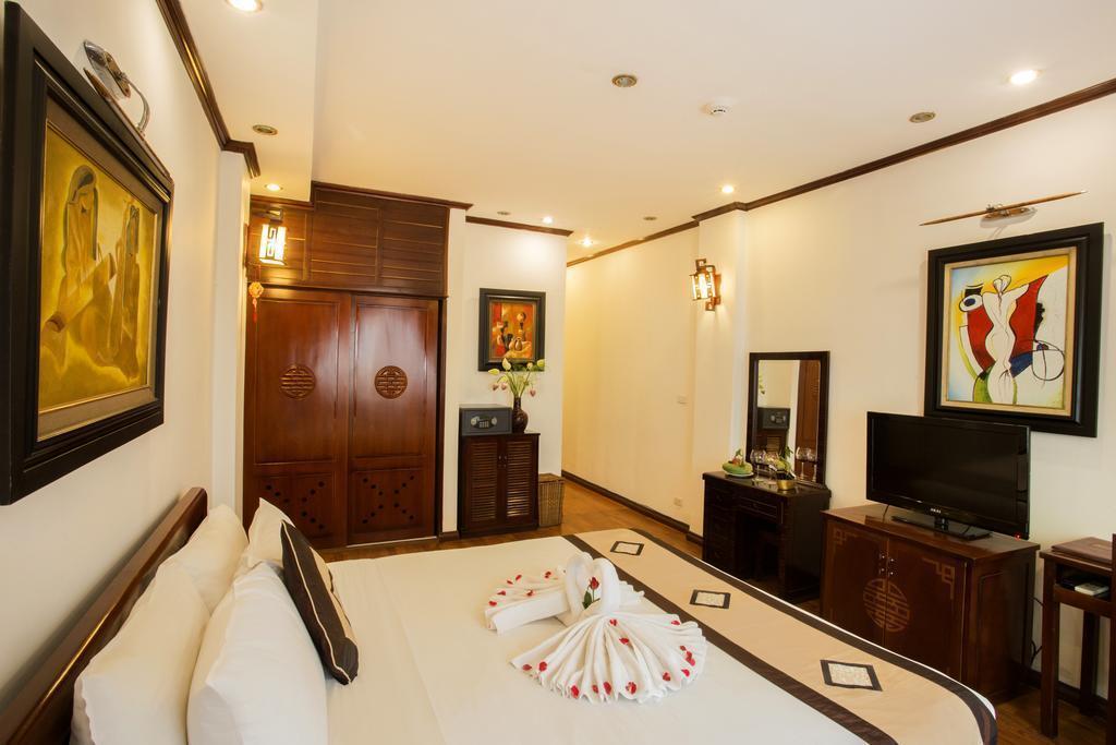 Готель Aquarius Hotel 3*