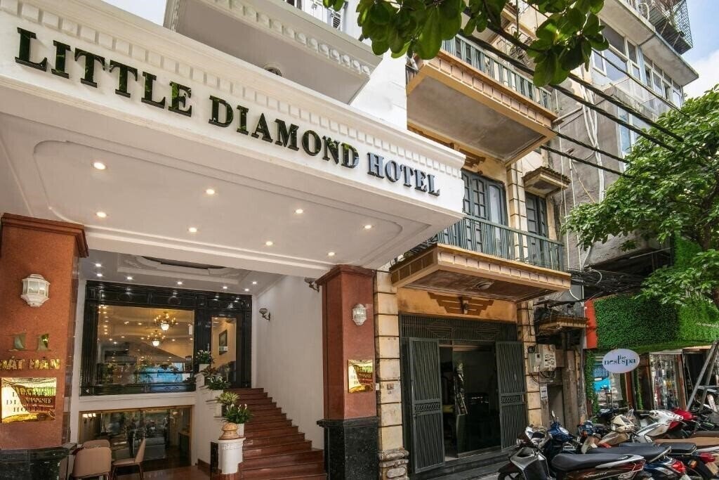 Готель Little Diamond Hotel Hanoi 3*