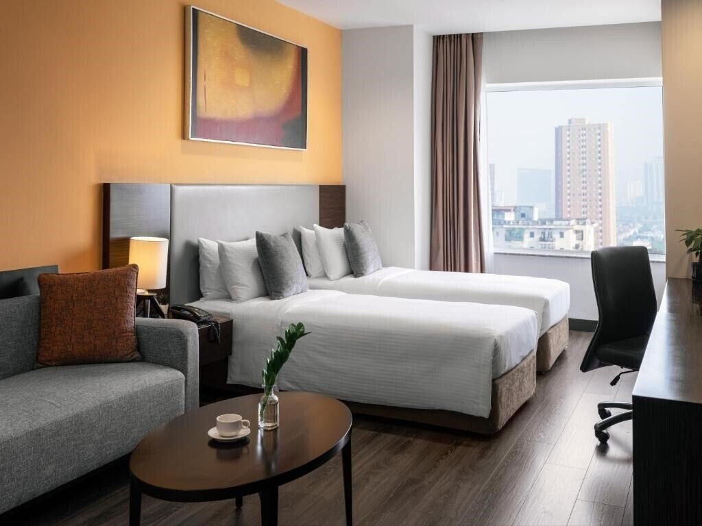 Готель Somerset Hoa Binh 5*