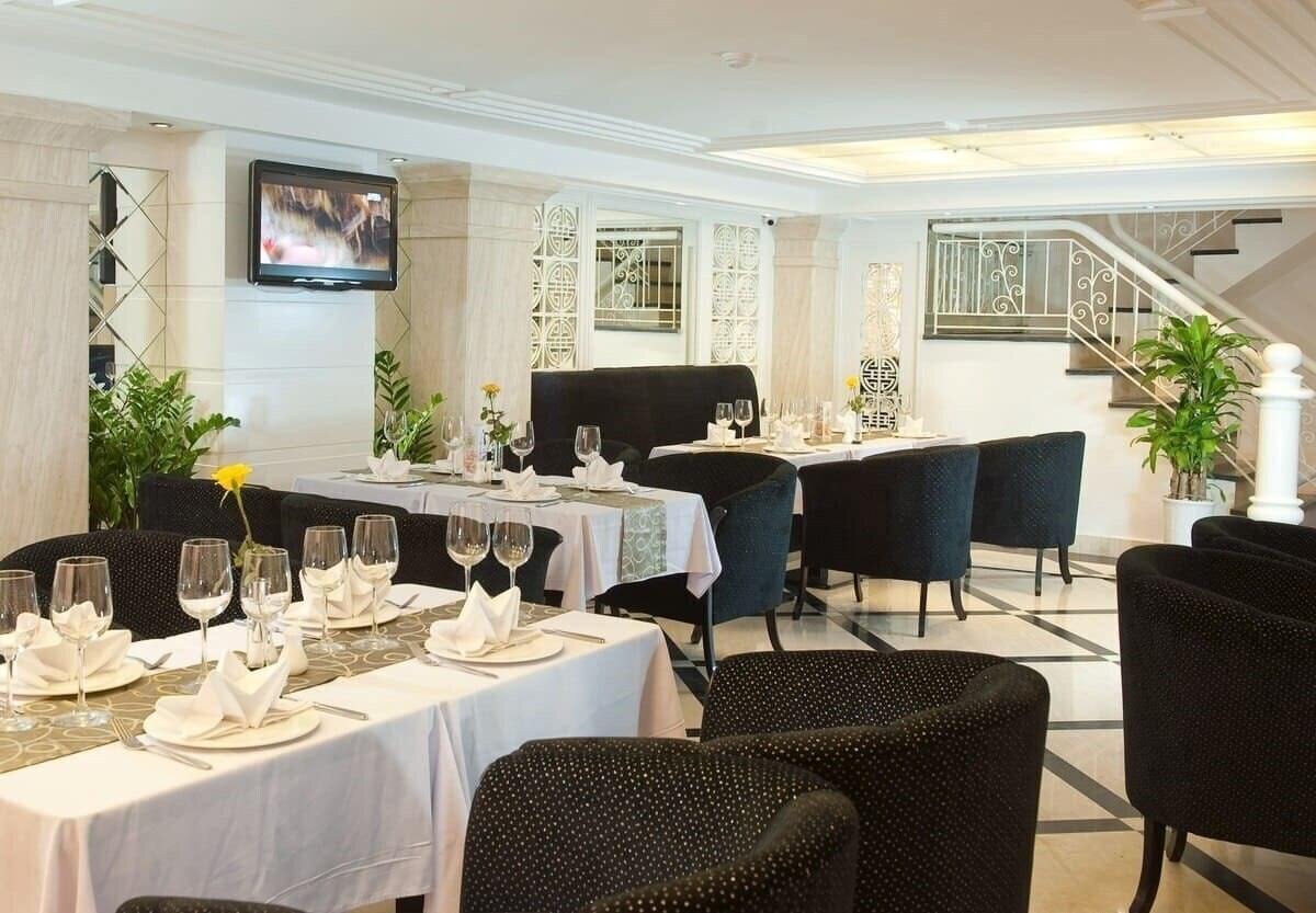 Фотографія Victor Gallery Hotel & SPA (ex. Church Boutique Hotel Hang Gai) 3*