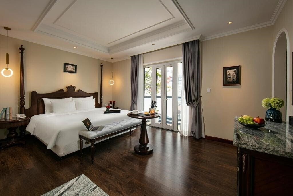 Готель Essence Hotel 3*