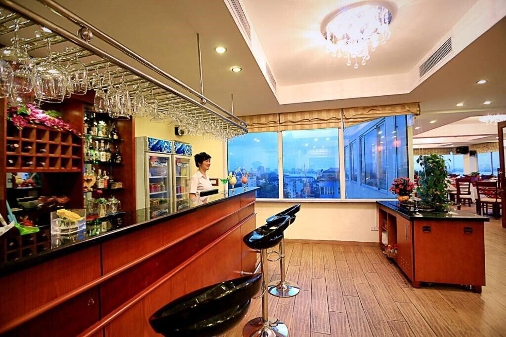Изображение Khach San Moon View 3*