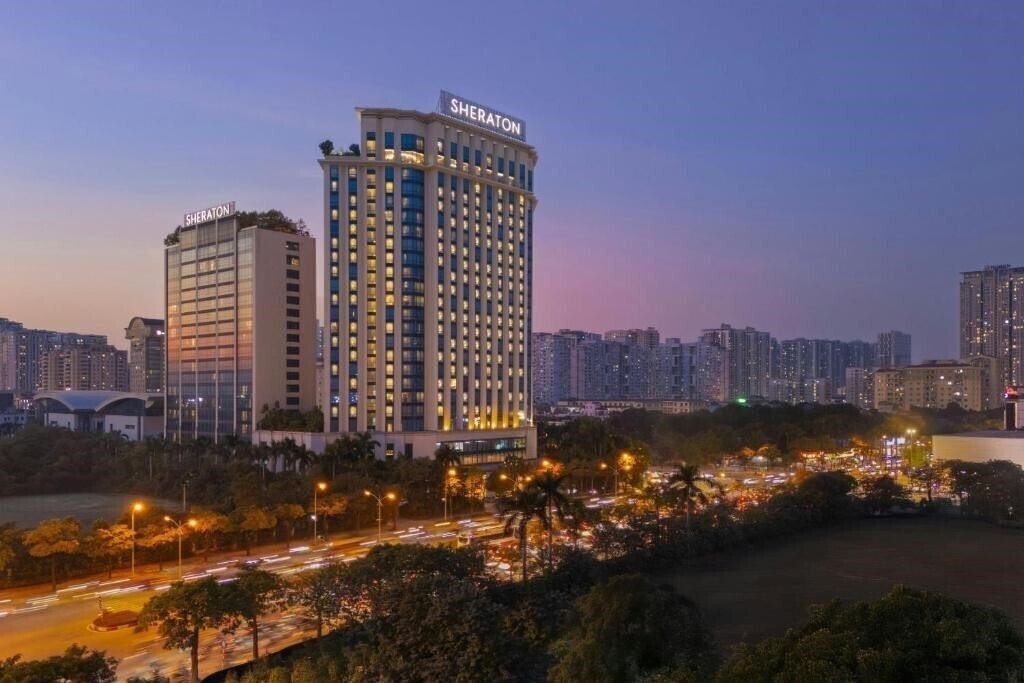 Готель Crowne Plaza West Hanoi 5*