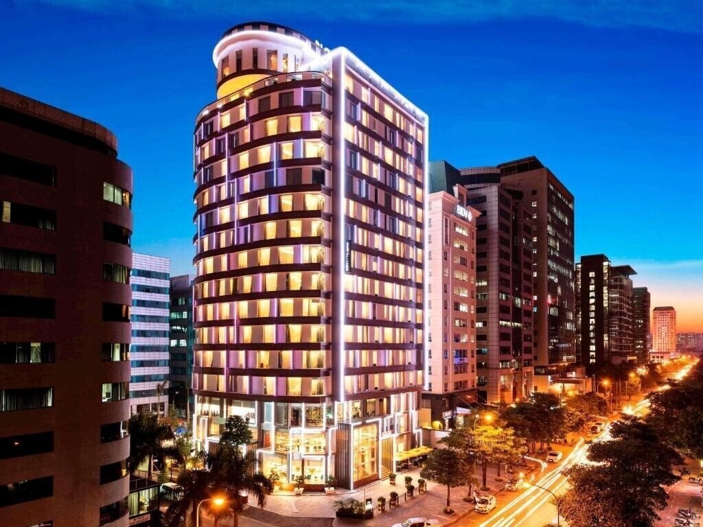 Отель Novotel Suites Hanoi 4*