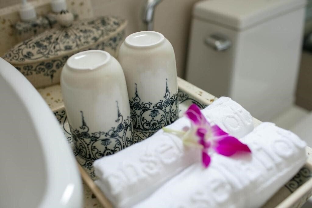 Фотографія Bonsella Hotel 3*