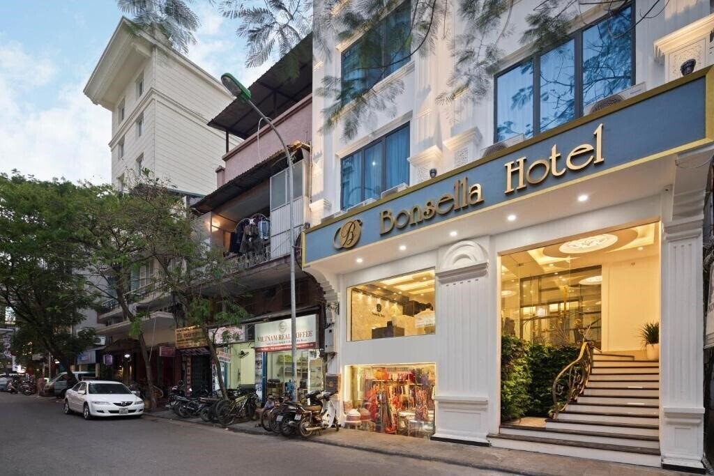 Картинка Bonsella Hotel 3*