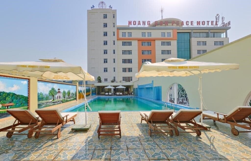 Готель Hoang Son Peace Hotel 3*