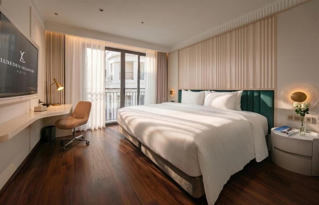Готель Luxeden Hotel 3*