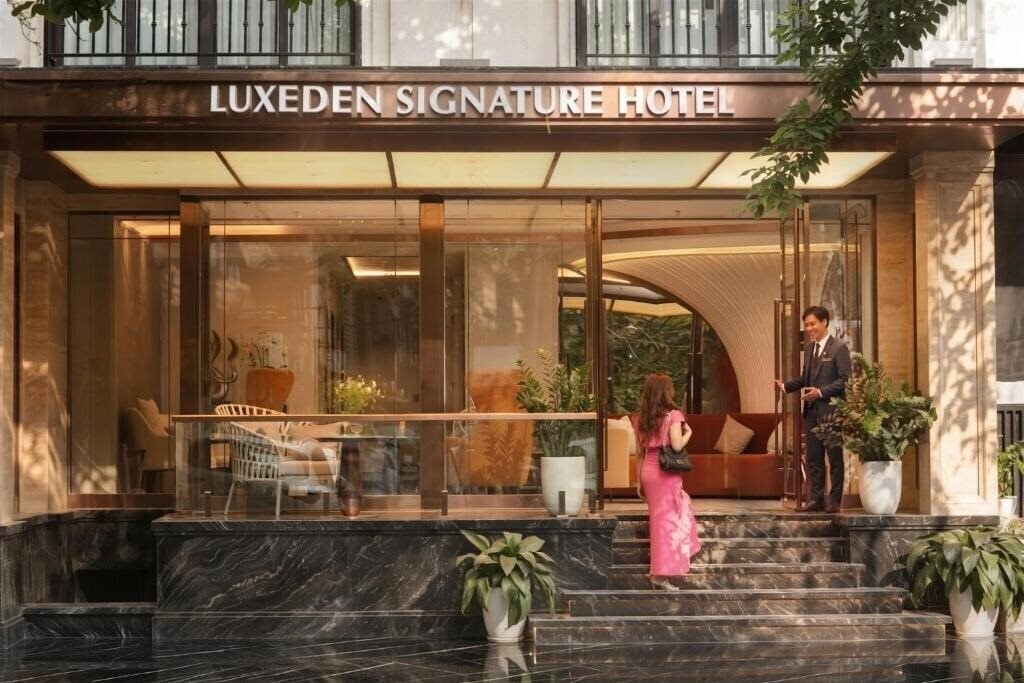 Фотографія Luxeden Hotel 3*