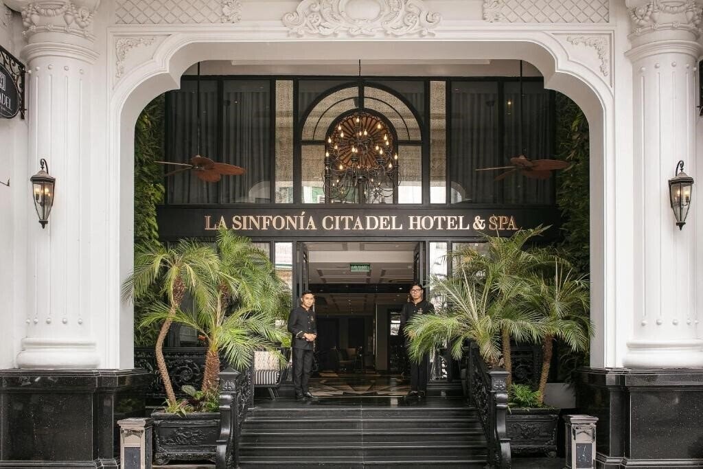 Отель La Sinfonia Citadel Hotel & SPA 4*
