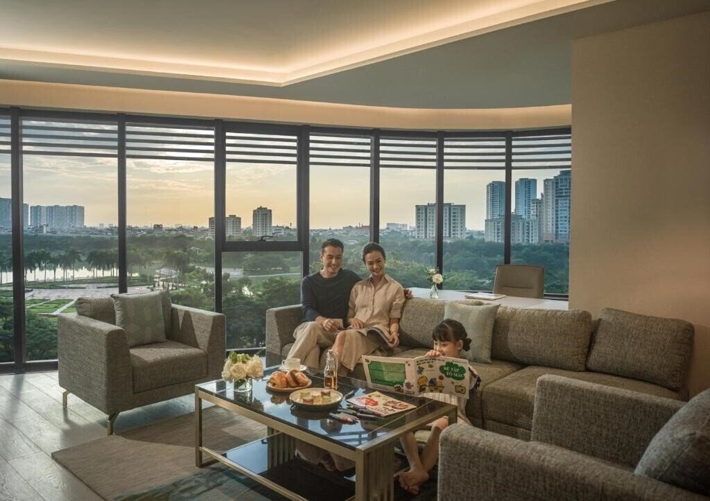 Готель Fraser Residence 5*