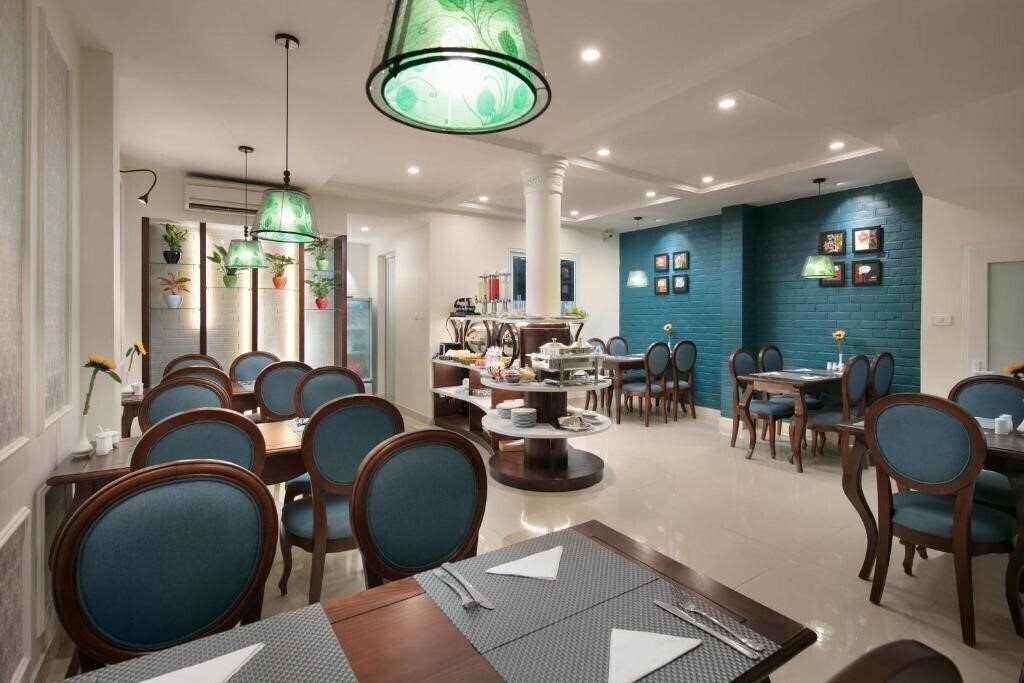 Зображення Holiday Emerald Hotel 3*
