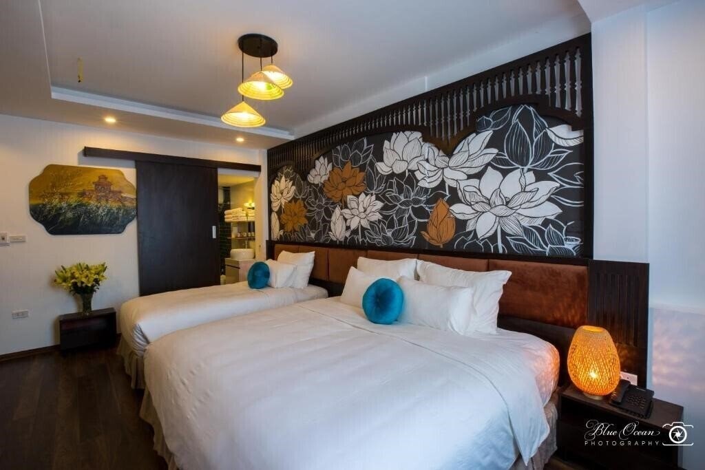Фото Hanoi Lullaby Hotel & Travel 3*