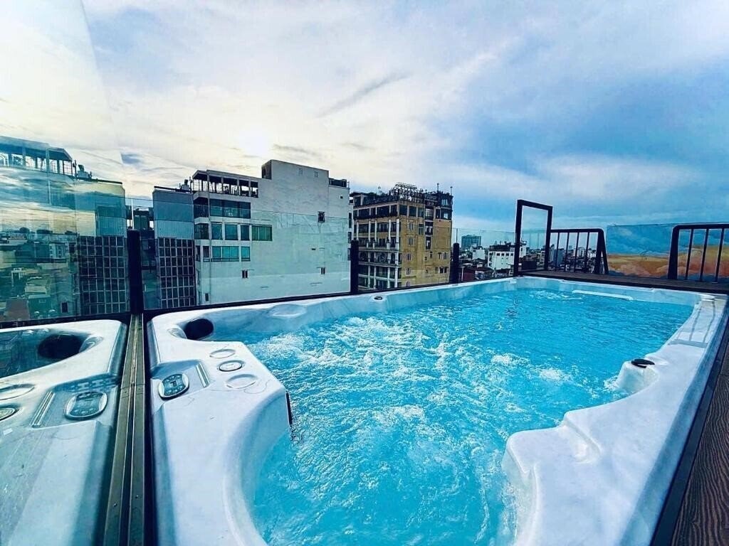 Фотографія Lucien Hanoi Hotel Rooftop & SPA 5*