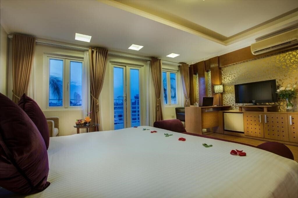 Картинка La Storia Ruby Hotel 3*