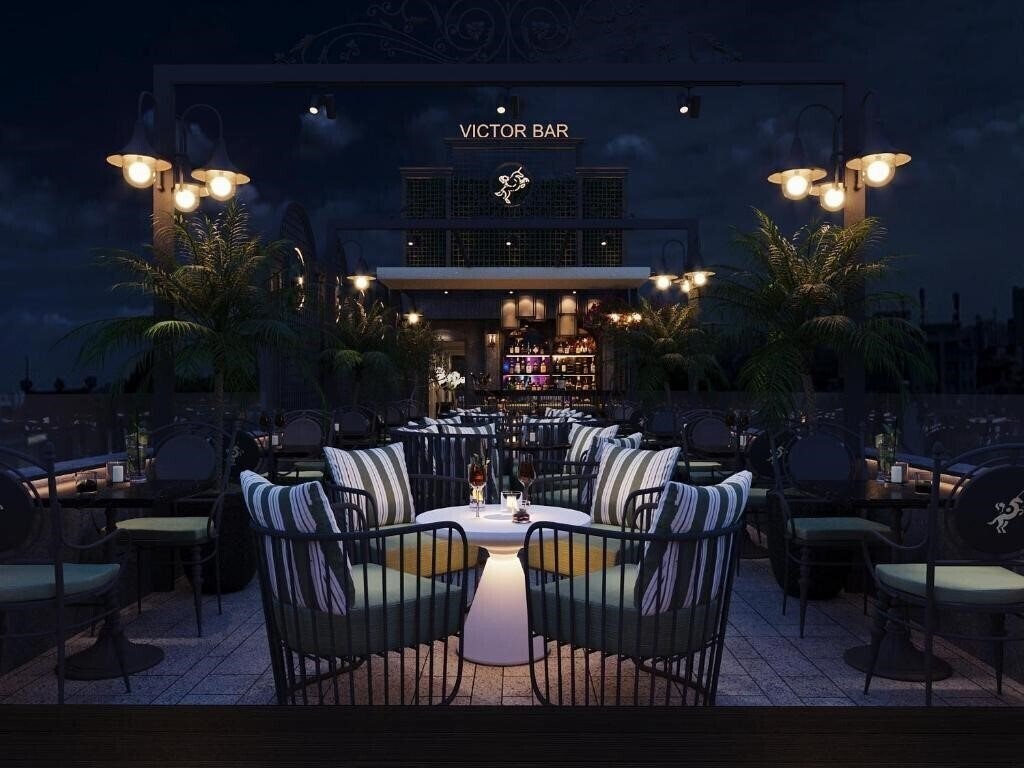 Готель Victor Metropolis Hotel & Rooftop Bar 5*