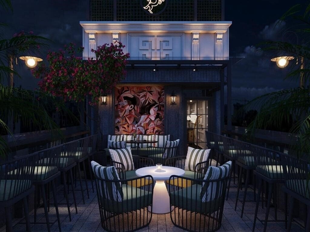 Фотографія Victor Metropolis Hotel & Rooftop Bar 5*