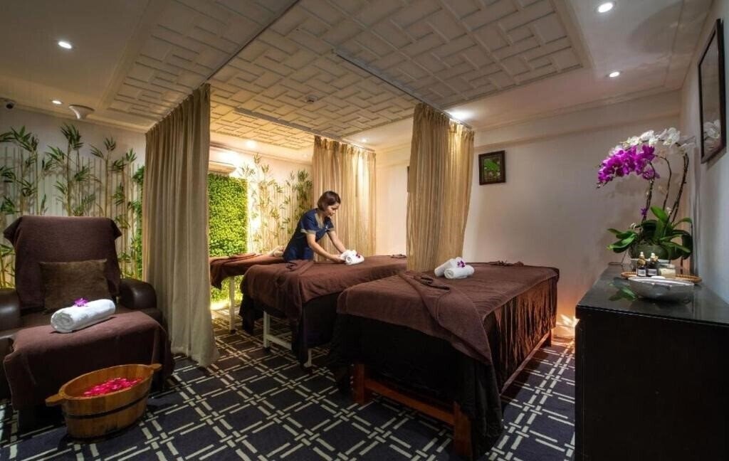 Картинка Victor Metropolis Hotel & Rooftop Bar 5*
