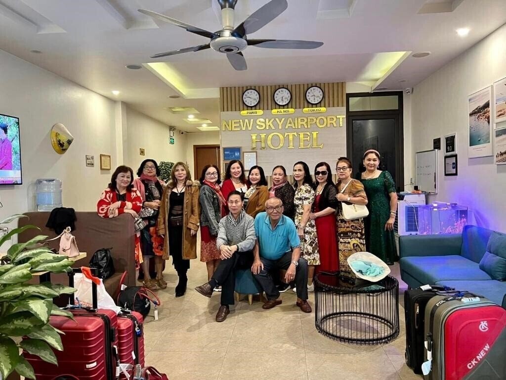 Фото New Sky Airport Hotel 2*