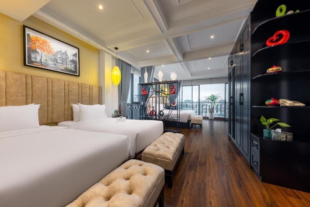 Фото Golden Legend Boutique Hotel 3*