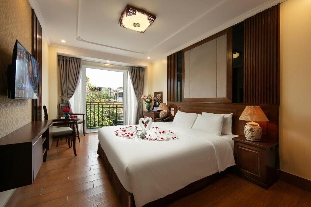 Фото The West Hotel & Spa 4*