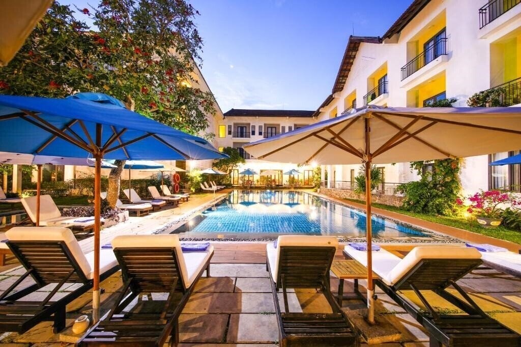 Отель EMM Hotel Hoi An 3*