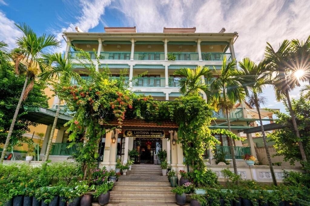 Картинка Lantana Riverside Hoi An Boutique Hotel & SPA 4*