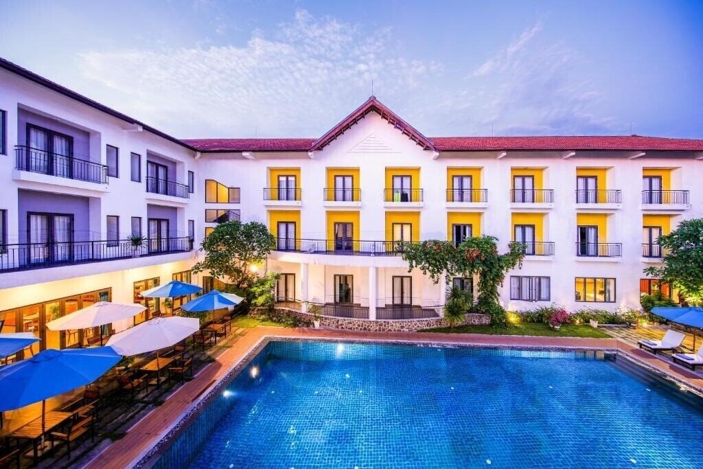 Фото EMM Hotel Hoi An 3*