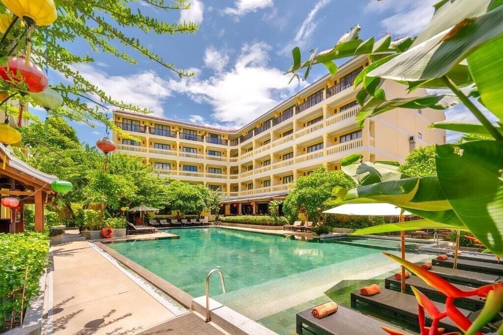 Отель Hoi An Central Boutique Hotel & SPA 4*