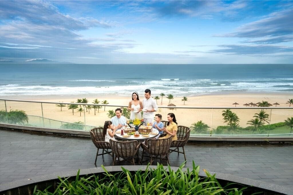 Картинка Vinpearl Resort & Golf Nam Hoi An 5*