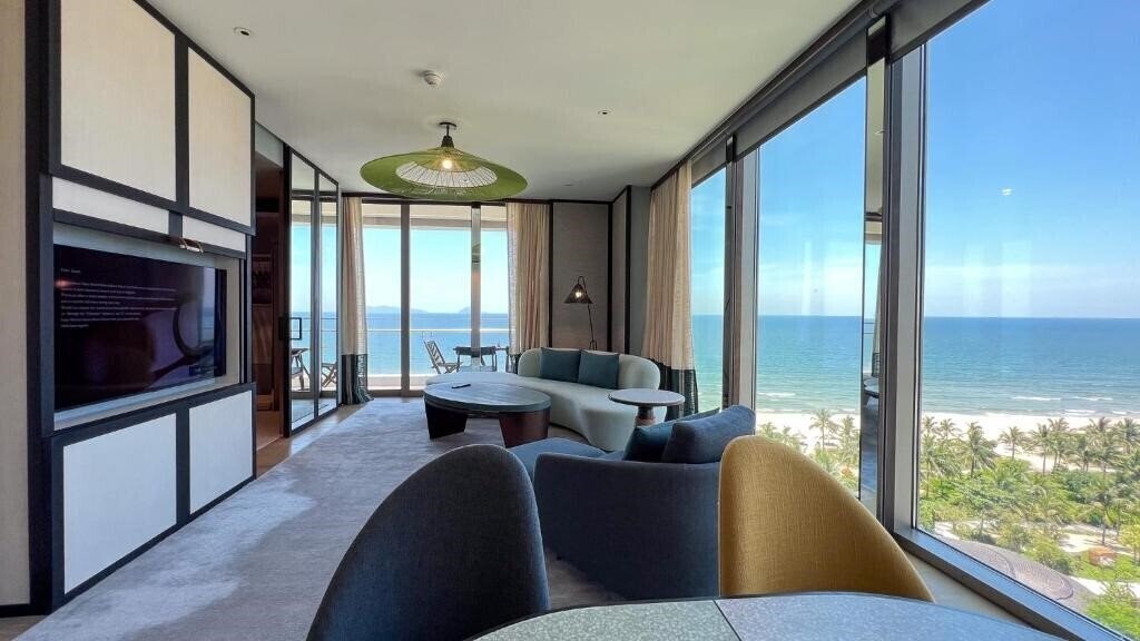 Зображення New World Hoiana Beach & Resort 5*