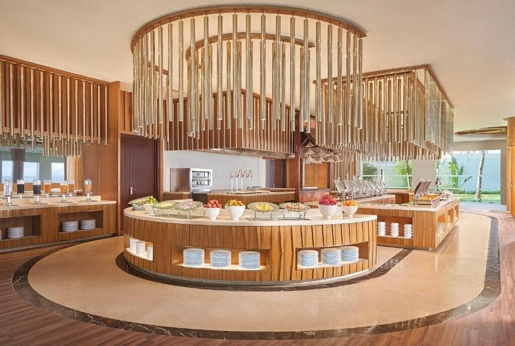Картинка Renaissance Resort & Spa 5*