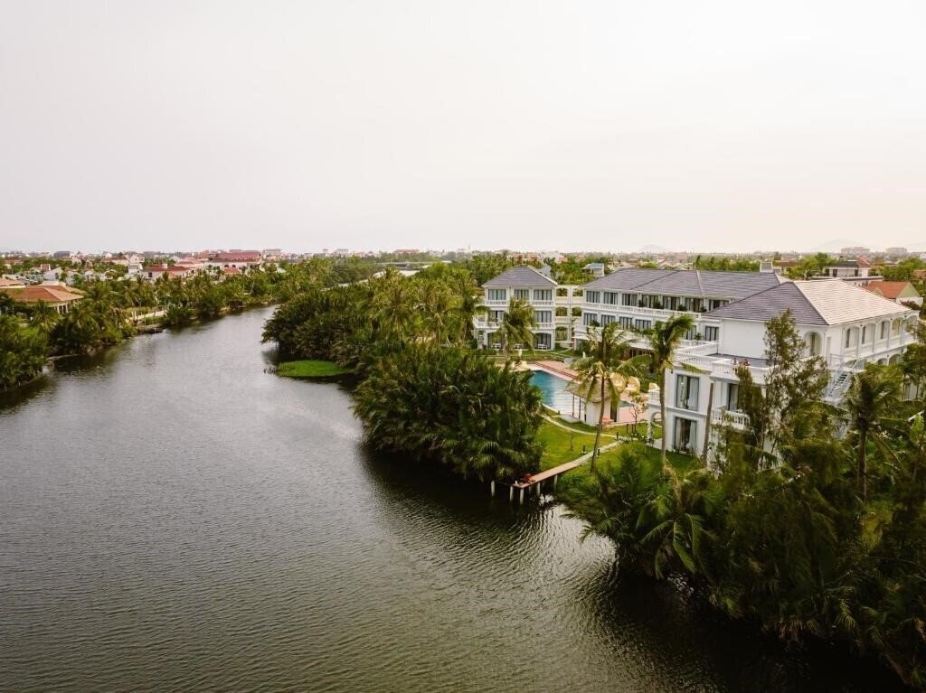 Готель Moodhoian Riverside Hoi An Resort & SPA 4*