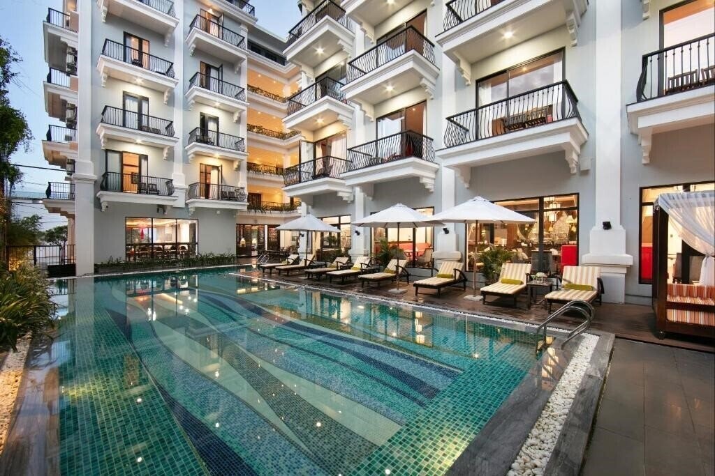 Отель Silkian Hoi An Boutique Hotel & SPA 4*