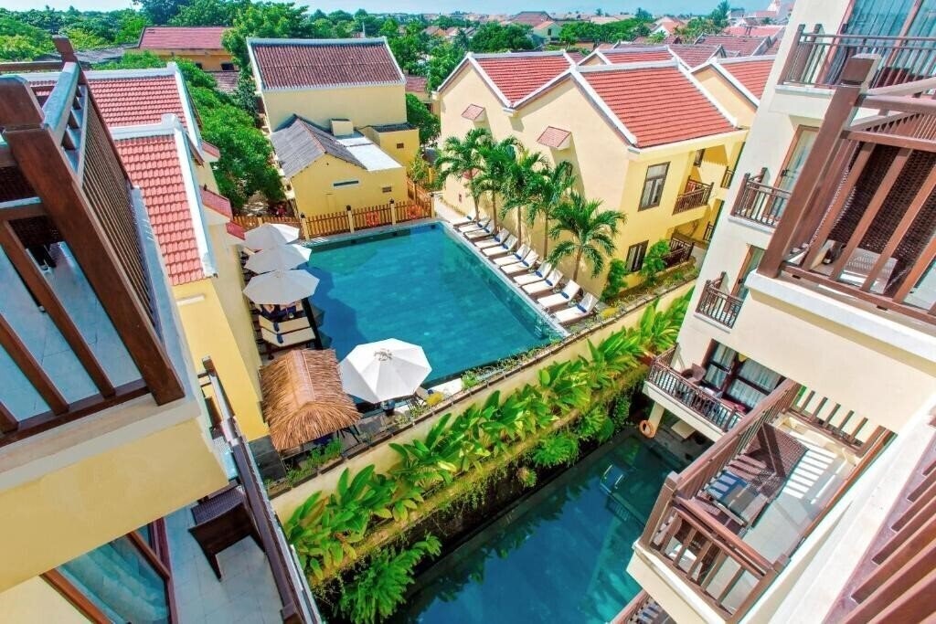 Отель Silkotel Hoi An 4*