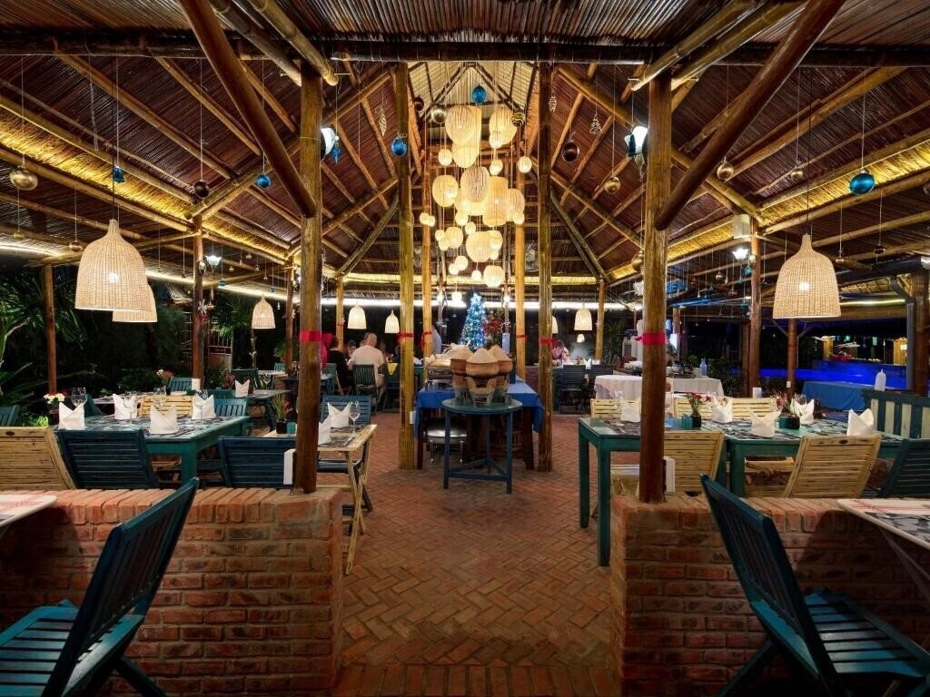 Картинка Aira Boutique Hoi An Hotel & Villa 3*