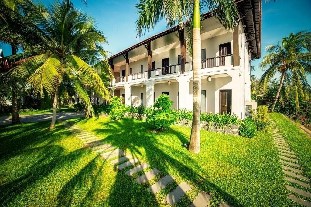 Фото Hoi An Beach Resort 4*