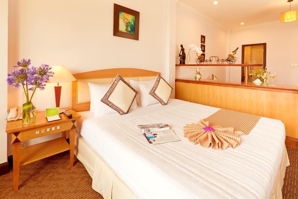 Изображение Liberty Hotel Saigon Parkview 3*