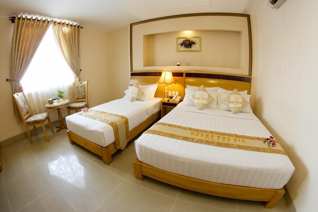 Отель Hoang Phu Gia 3*