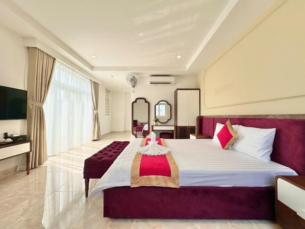 Готель Hoang Phu Gia 3*